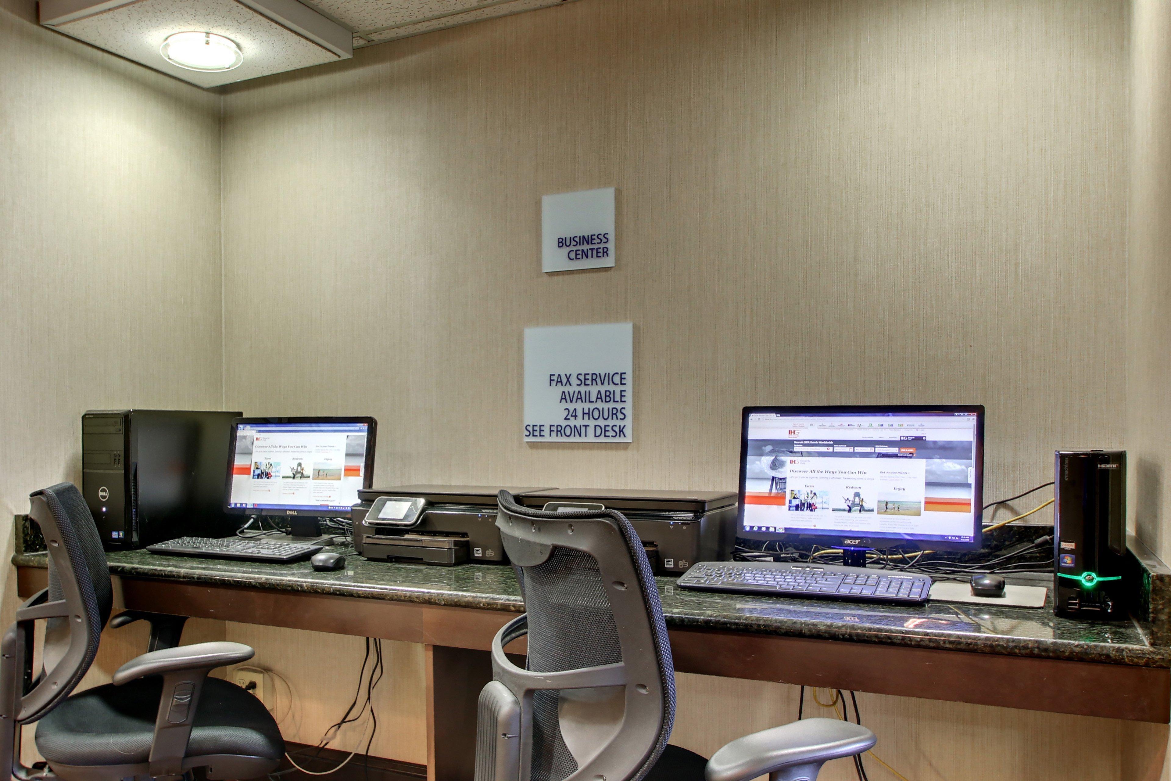 Holiday Inn Express Hotel Fort Campbell-Oak Grove By Ihg Ngoại thất bức ảnh