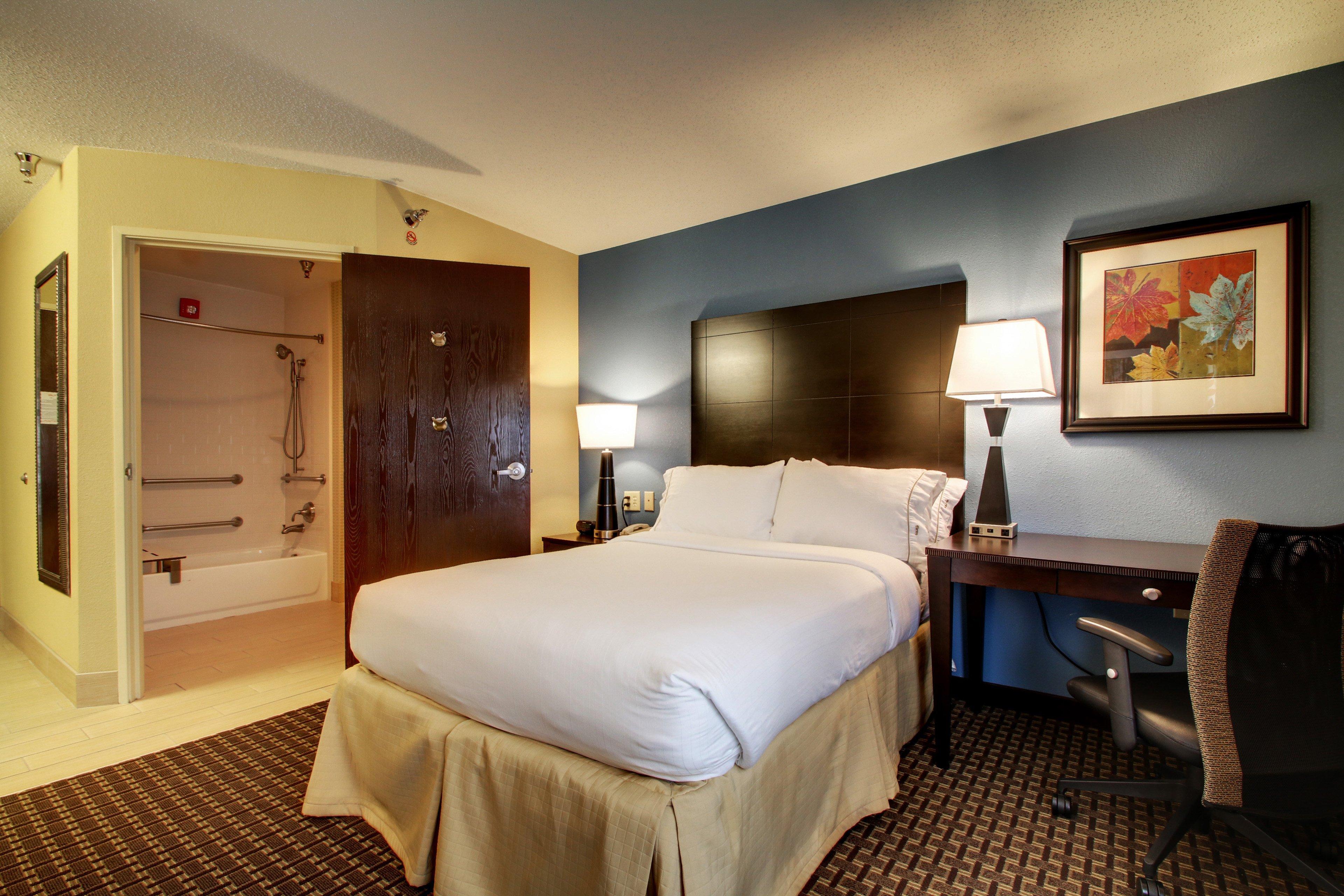 Holiday Inn Express Hotel Fort Campbell-Oak Grove By Ihg Ngoại thất bức ảnh